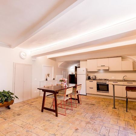 Appartamento In Centro Via Porta Fuga Spoleto Exteriér fotografie