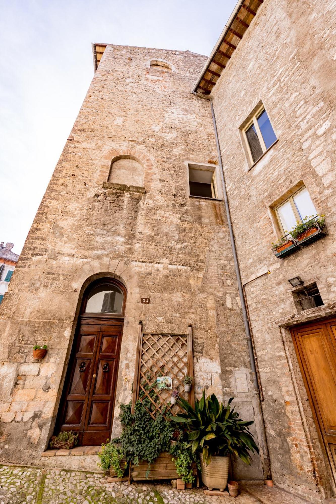 Appartamento In Centro Via Porta Fuga Spoleto Exteriér fotografie